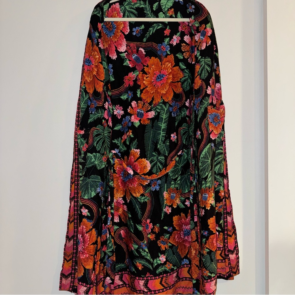 FARM Rio Multicolor Floral Robe - Picture 4 of 4